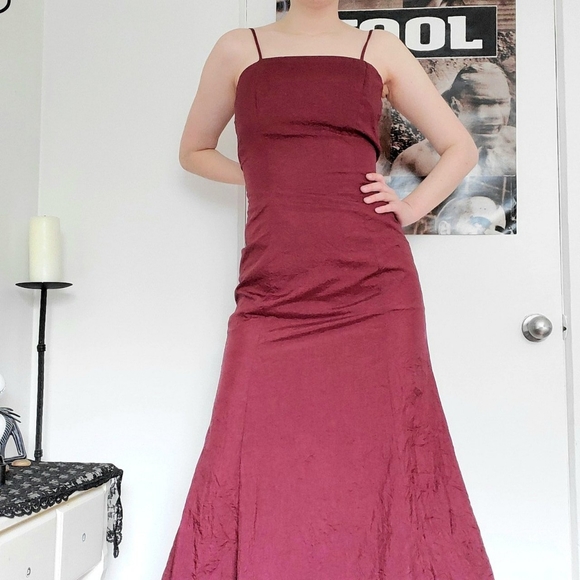 Georgette Vampire Ball Dress 🩸 - Picture 4 of 5